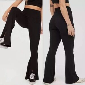 Offline by aerie black flare cut out leggings: medium